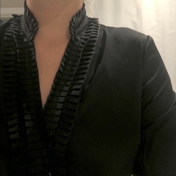 Olsen black blouse - Picture 6 of 7